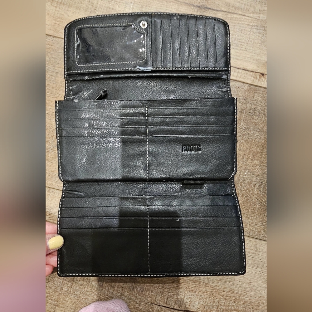 Roots BEAUTIFUL Genuine Leather Wallet - Picture 4 of 10